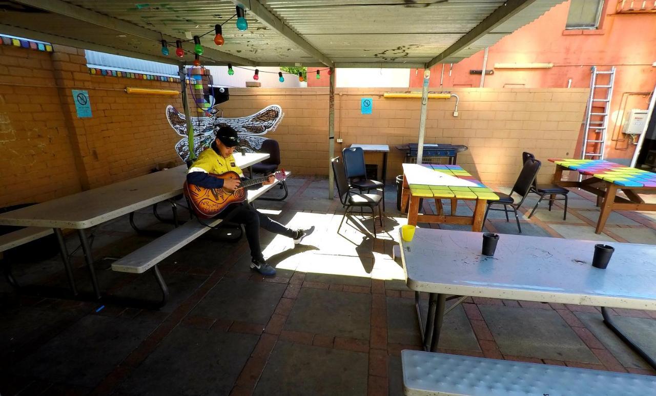 The Hive Hostel - Traveler Friendly, Passport Only Perth Extérieur photo